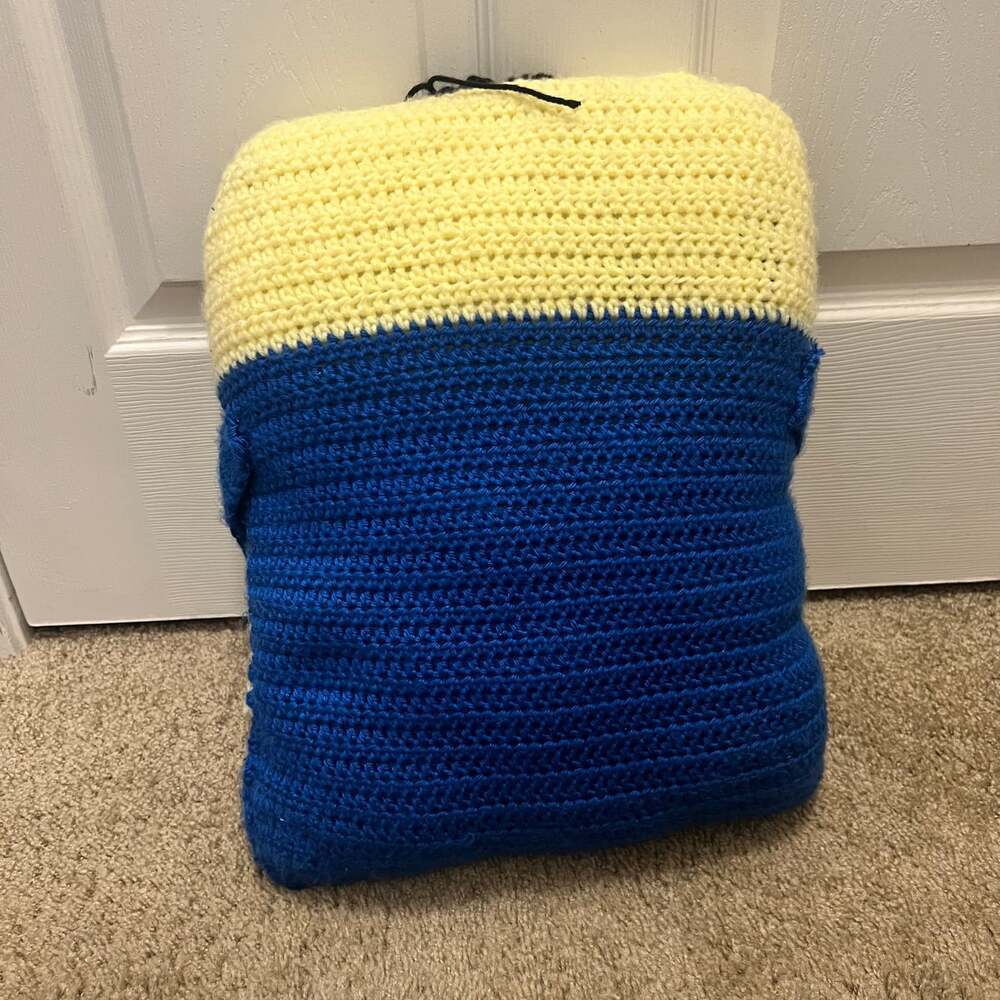Handmade Crochet Minion Plush Pillow Despicable Me Stuart Character - Picture 2 of 10